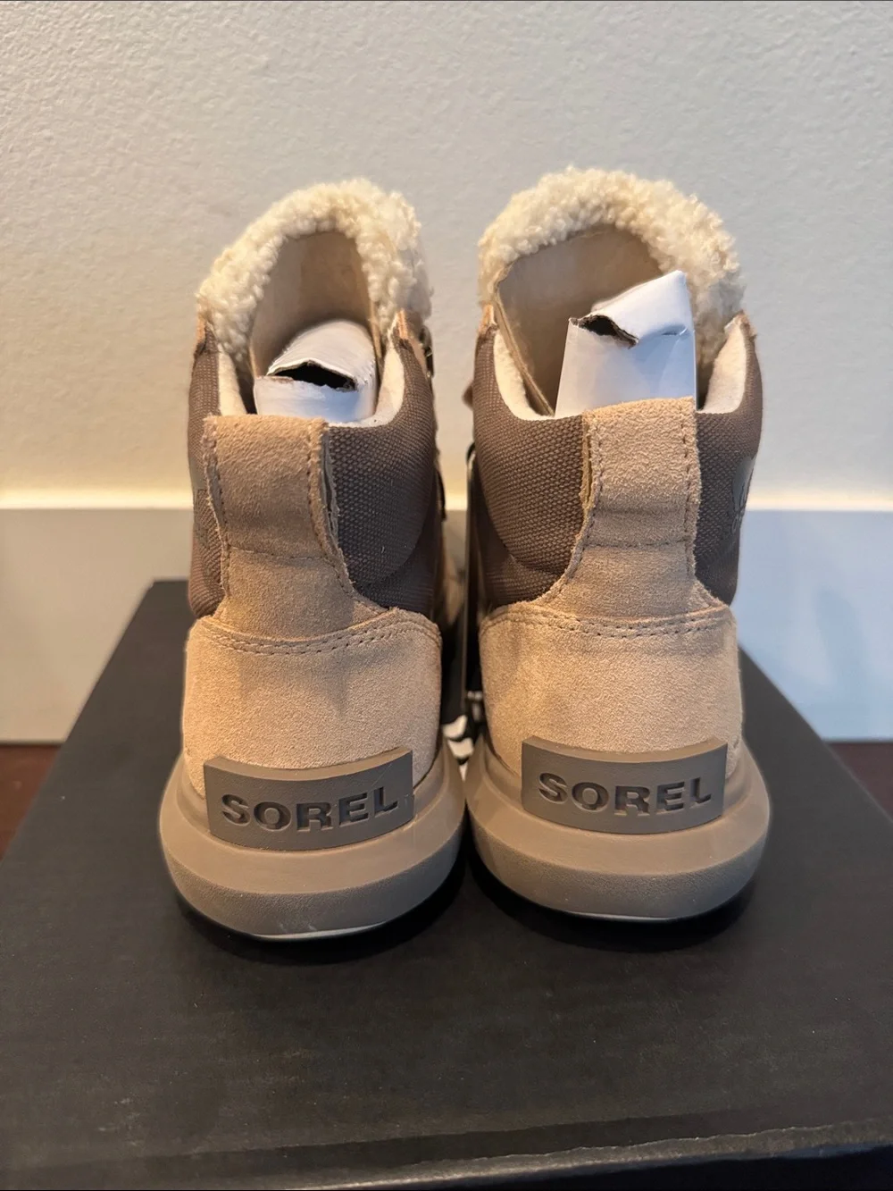 Sorel Tan Suede Sherpa-Trim Lace-Up Winter Boots